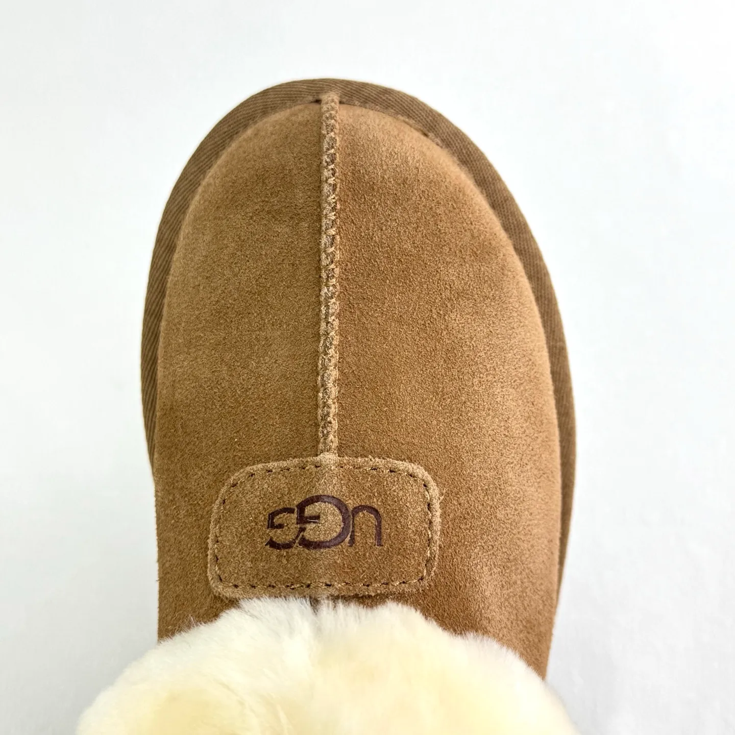 Self-pickup💰440 UGG Tatzite three-centimeter thick sole, glutinous, slip-on, easy to put on and take off, model 4810, slip-on casual fur shoes, short boots, color: maroon, reindeer, antelope brown, black, gray 𝚜𝚒𝚣𝚎: 𝟯𝟱-𝟰𝟬